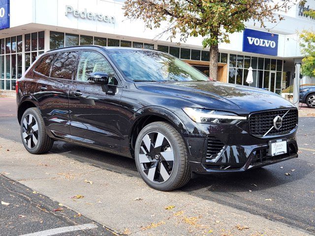 2025 Volvo XC60 Plug-In Hybrid Plus