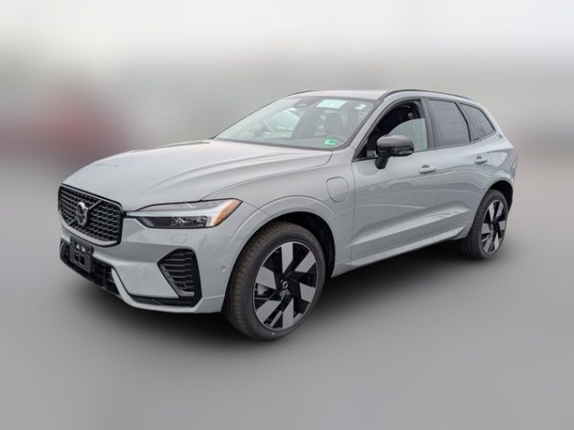 2025 Volvo XC60 Plug-In Hybrid Plus