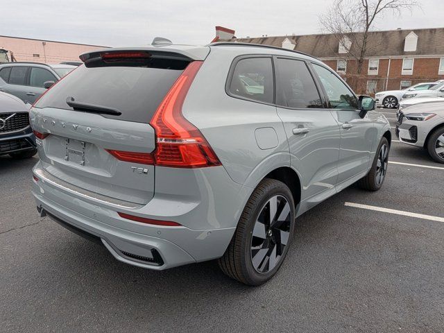 2025 Volvo XC60 Plug-In Hybrid Plus