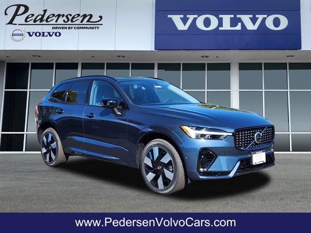 2025 Volvo XC60 Plug-In Hybrid Plus