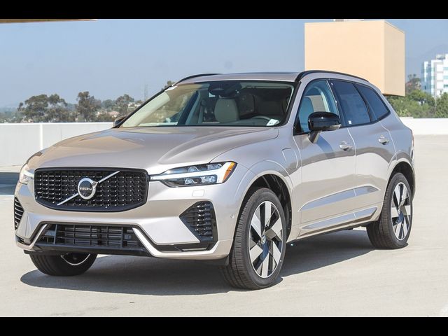 2025 Volvo XC60 Plug-In Hybrid Plus