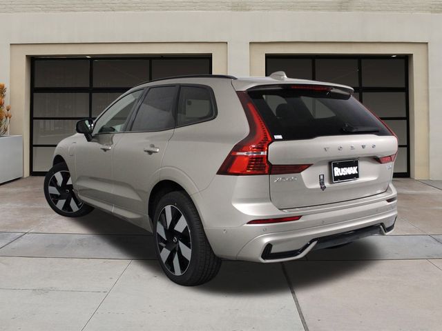 2025 Volvo XC60 Plug-In Hybrid Plus