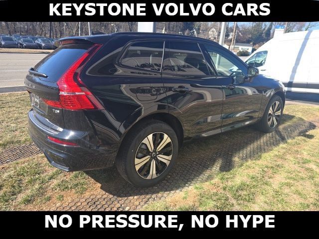2025 Volvo XC60 Plug-In Hybrid Plus