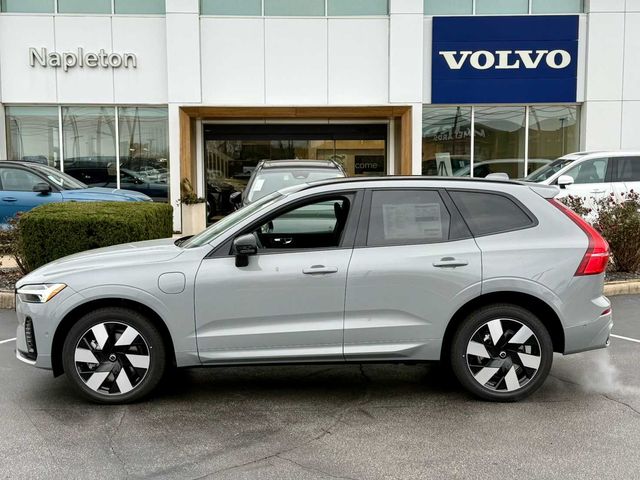 2025 Volvo XC60 Plug-In Hybrid Plus