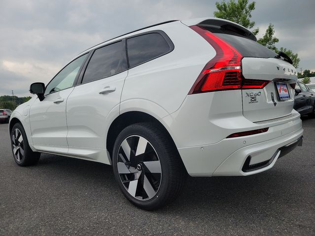 2025 Volvo XC60 Plug-In Hybrid Plus