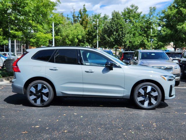 2025 Volvo XC60 Plug-In Hybrid Plus