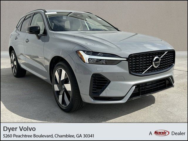 2025 Volvo XC60 Plug-In Hybrid Plus