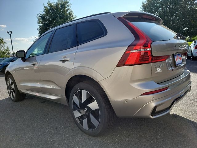 2025 Volvo XC60 Plug-In Hybrid Plus