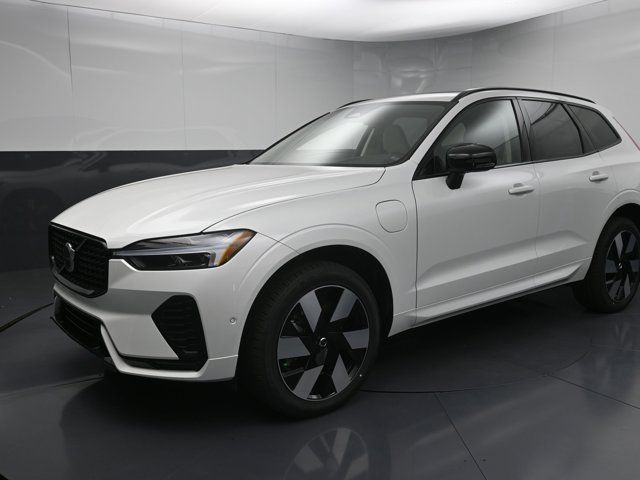 2025 Volvo XC60 Plug-In Hybrid Plus