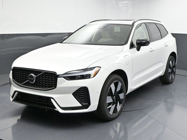 2025 Volvo XC60 Plug-In Hybrid Plus