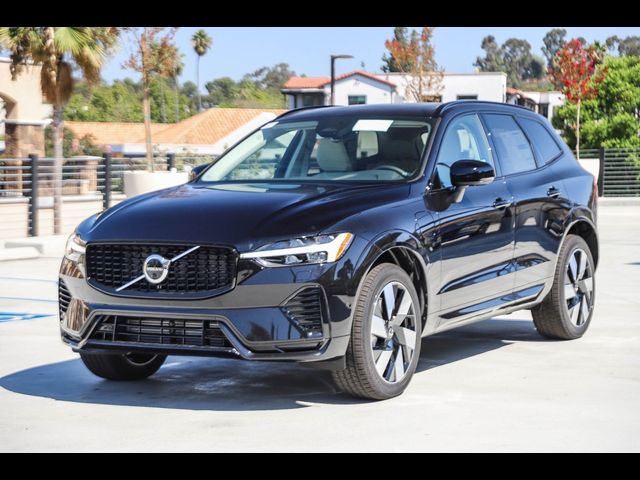 2025 Volvo XC60 Plug-In Hybrid Plus