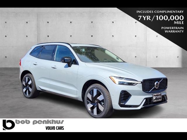 2025 Volvo XC60 Plug-In Hybrid Plus