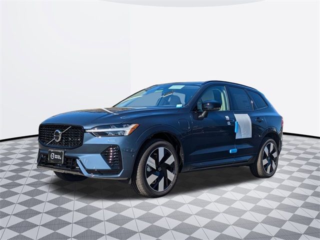 2025 Volvo XC60 Plug-In Hybrid Plus