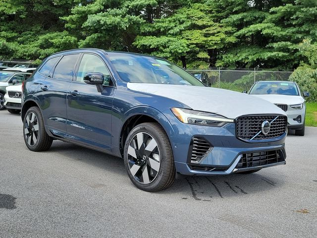 2025 Volvo XC60 Plug-In Hybrid Plus