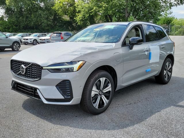 2025 Volvo XC60 Plug-In Hybrid Plus