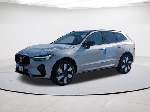 2025 Volvo XC60 Plug-In Hybrid Plus