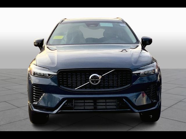 2025 Volvo XC60 Plug-In Hybrid Plus