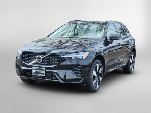 2025 Volvo XC60 Plug-In Hybrid Plus