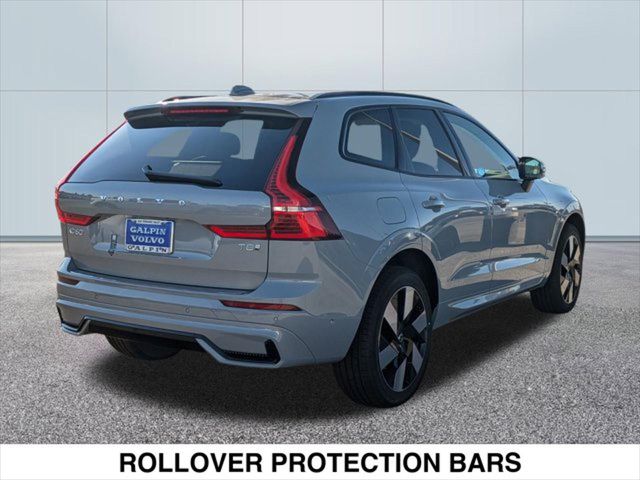 2025 Volvo XC60 Plug-In Hybrid Plus