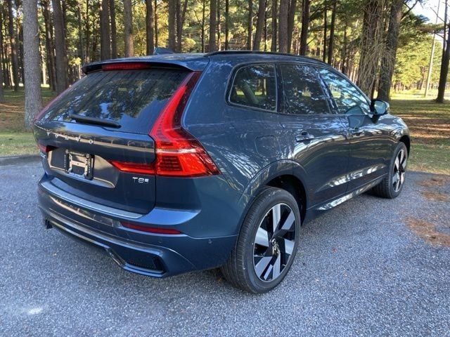 2025 Volvo XC60 Plug-In Hybrid Plus