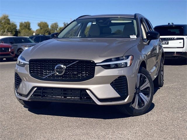 2025 Volvo XC60 Plug-In Hybrid Core