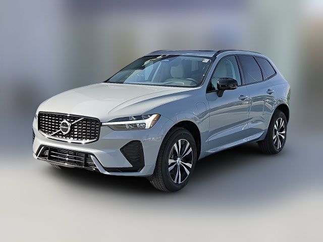 2025 Volvo XC60 Plug-In Hybrid Core