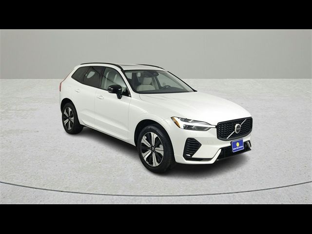 2025 Volvo XC60 Plug-In Hybrid Core