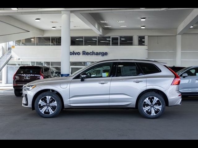 2025 Volvo XC60 Plug-In Hybrid Core