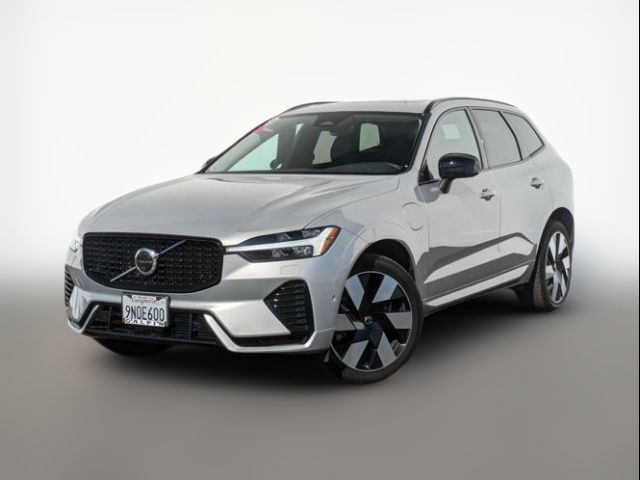 2025 Volvo XC60 Plug-In Hybrid Plus