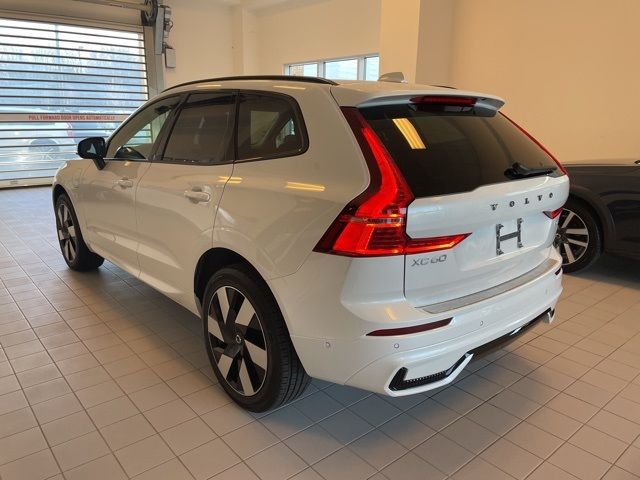 2025 Volvo XC60 Plug-In Hybrid Plus