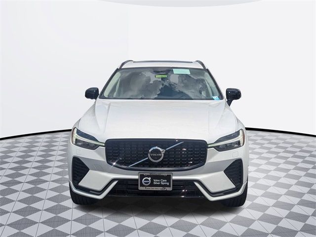 2025 Volvo XC60 Plug-In Hybrid Plus