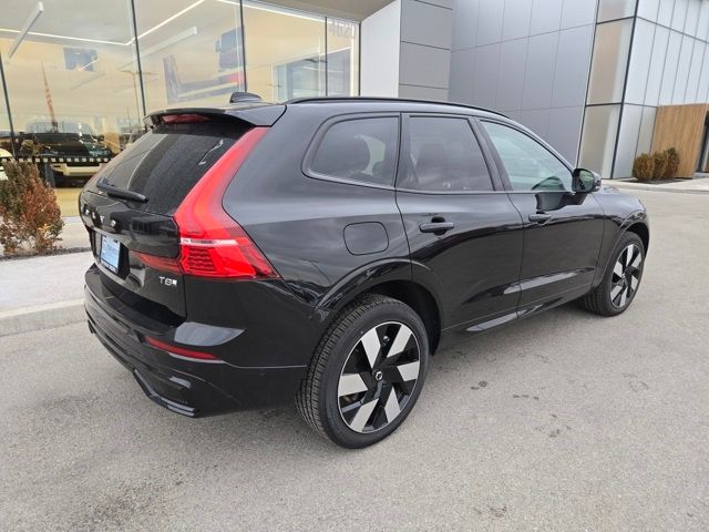 2025 Volvo XC60 Plug-In Hybrid Plus