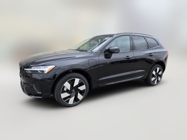 2025 Volvo XC60 Plug-In Hybrid Plus