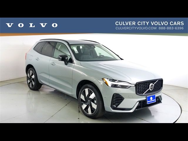 2025 Volvo XC60 Plug-In Hybrid Plus