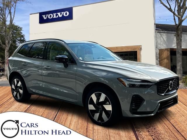 2025 Volvo XC60 Plug-In Hybrid Plus