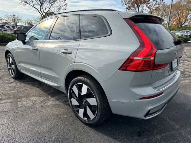 2025 Volvo XC60 Plug-In Hybrid Plus