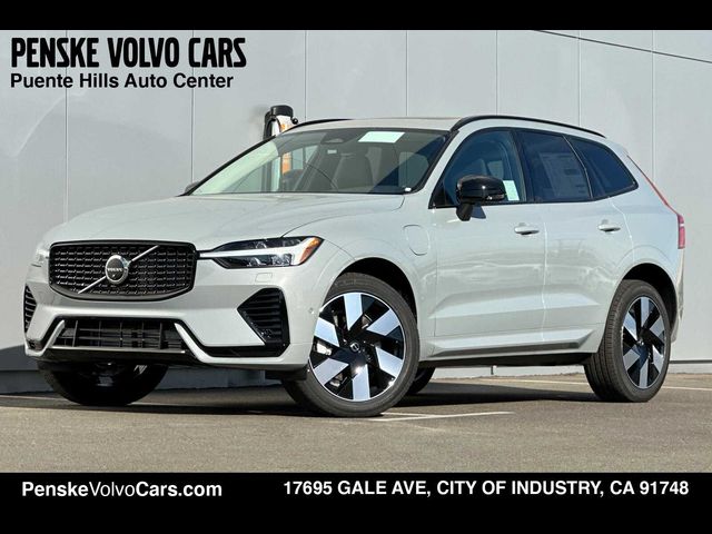 2025 Volvo XC60 Plug-In Hybrid Plus