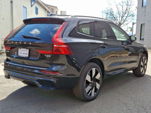 2025 Volvo XC60 Plug-In Hybrid Plus