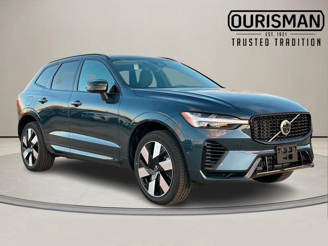 2025 Volvo XC60 Plug-In Hybrid Plus