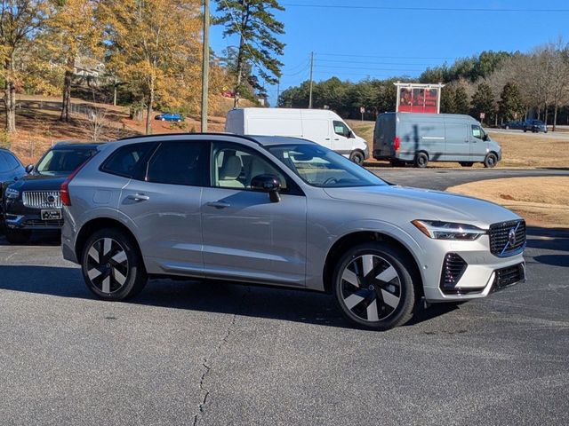 2025 Volvo XC60 Plug-In Hybrid Plus