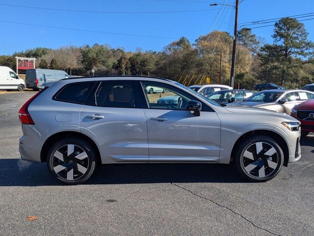 2025 Volvo XC60 Plug-In Hybrid Plus