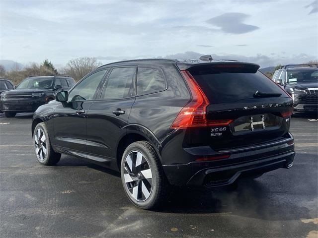 2025 Volvo XC60 Plug-In Hybrid Plus