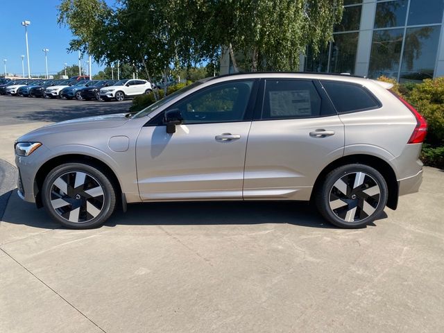 2025 Volvo XC60 Plug-In Hybrid Plus