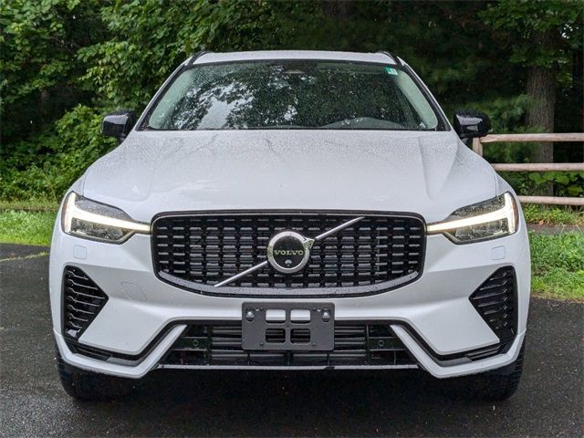 2025 Volvo XC60 Plug-In Hybrid Plus