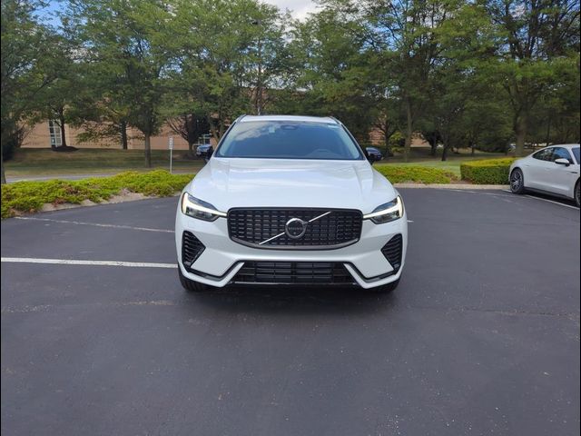 2025 Volvo XC60 Plug-In Hybrid Plus