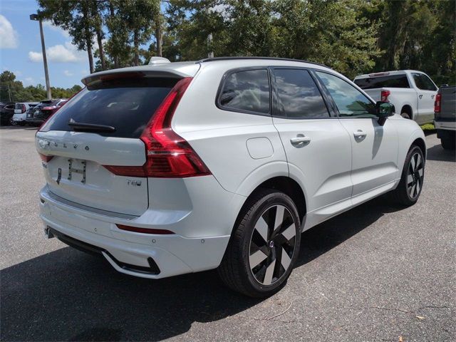 2025 Volvo XC60 Plug-In Hybrid Plus