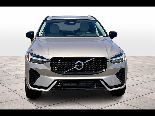 2025 Volvo XC60 Plug-In Hybrid Plus