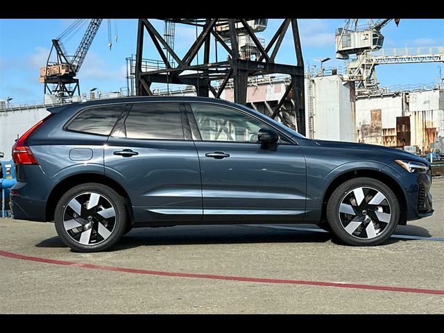 2025 Volvo XC60 Plug-In Hybrid Plus