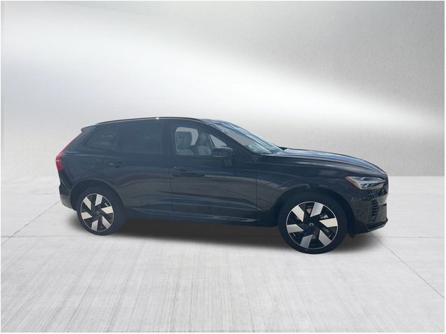 2025 Volvo XC60 Plug-In Hybrid Plus