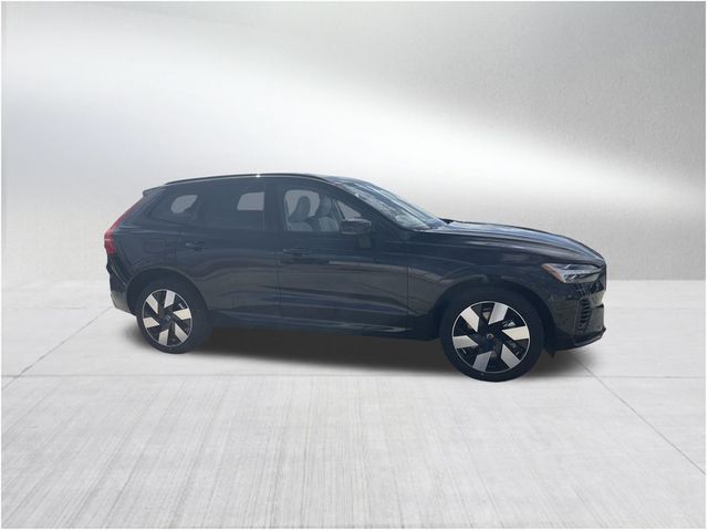 2025 Volvo XC60 Plug-In Hybrid Plus